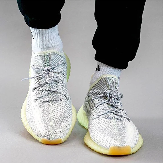 Adidas Yeezy Boost 350 V2 Yeshaya