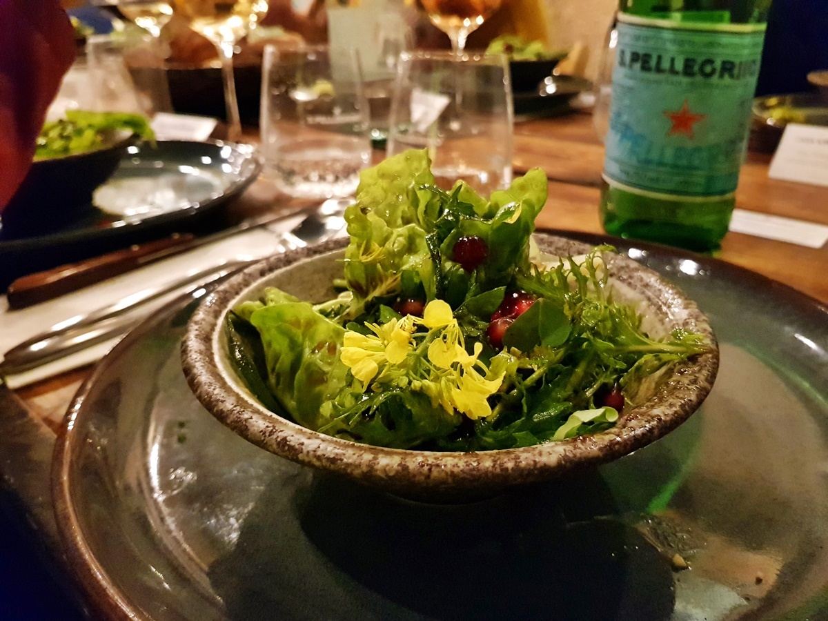Весенний салат с цветочками горчицы. Casa S. Pellegrino 2020. Вкусный Израиль.​