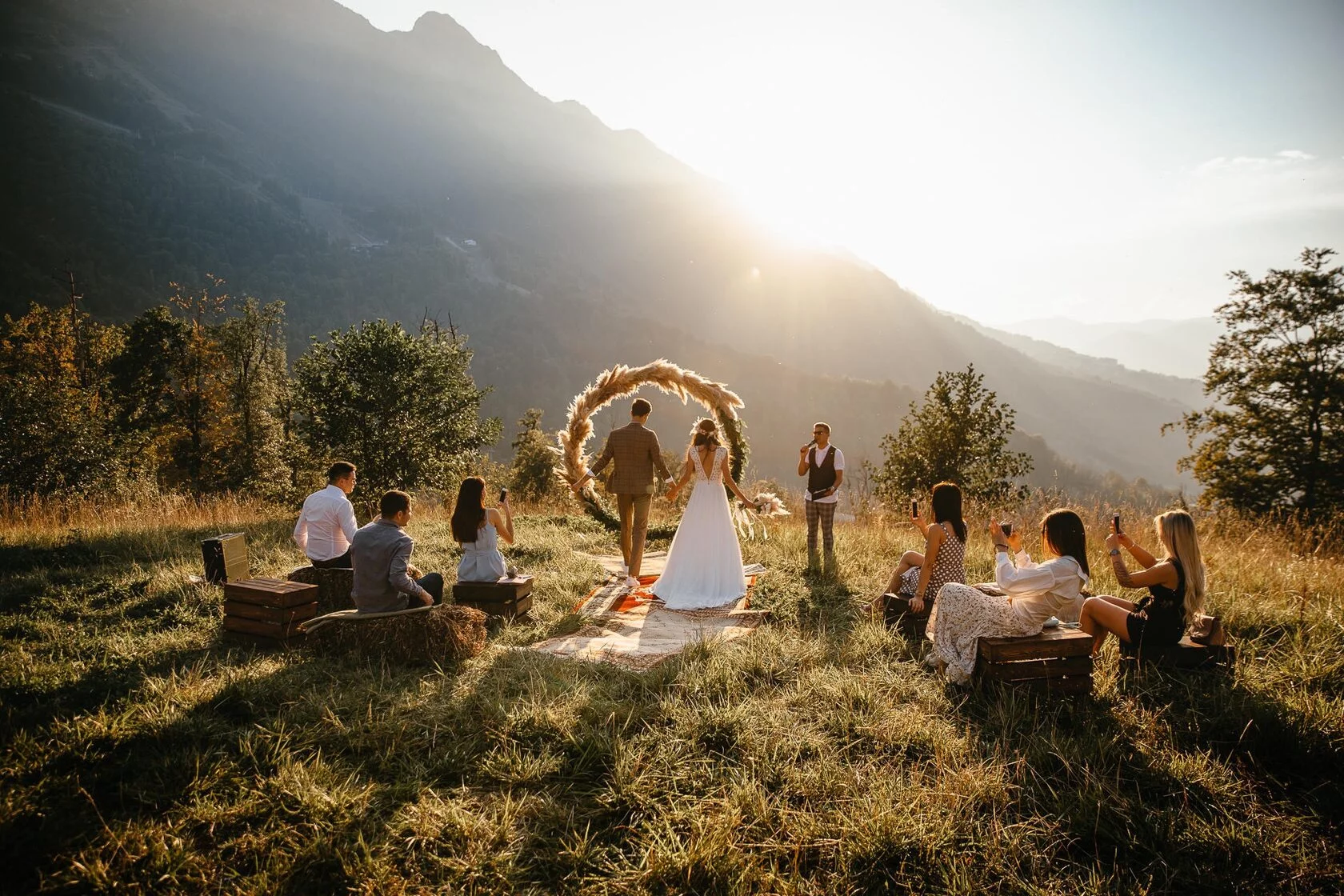 свадьба в горах