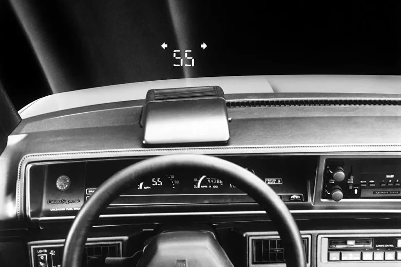 Automotive heads-up displays from 1950s to 1990s