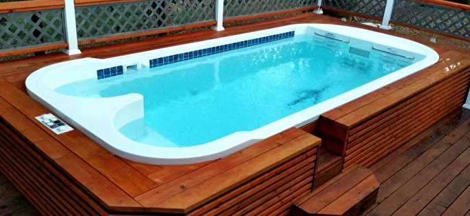 WHAT ARE THE BEST SWIM SPAS FOR CANADIAN WINTERS? - Brady's Pool & Spa Care