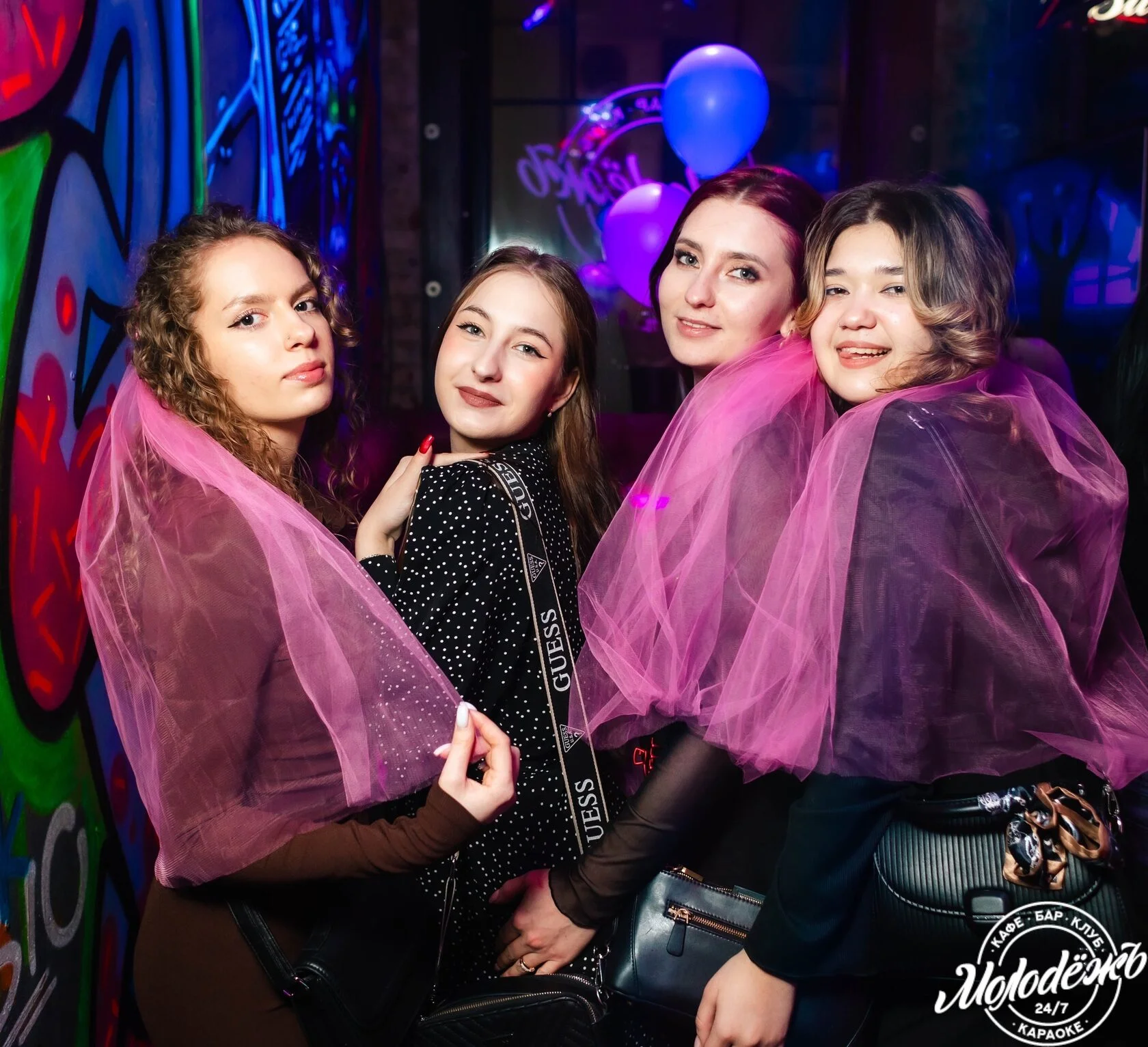 Девичник в баре Молодежь — фото 2