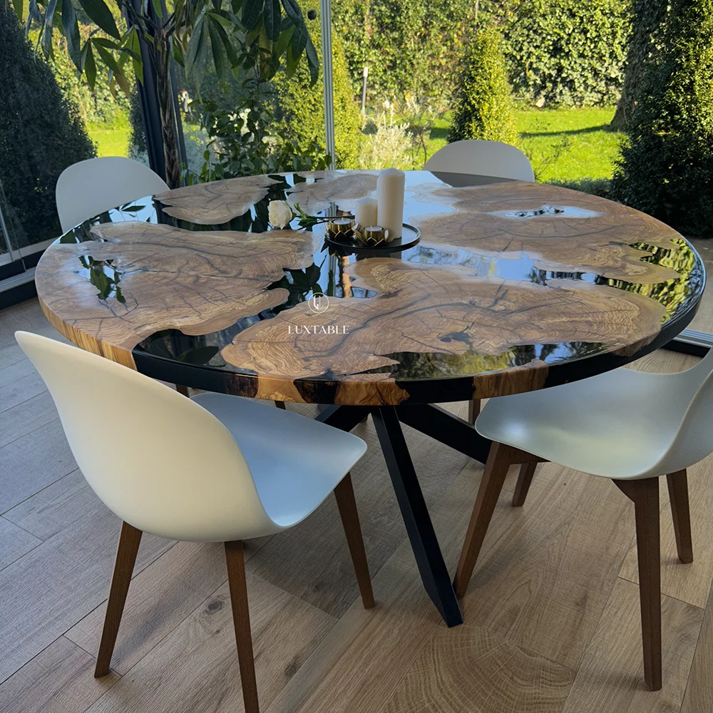 Tavolo in legno d'ulivo con resina epossidica - Mobili in resina