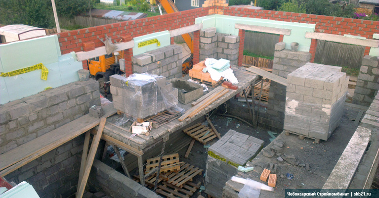 Облицовка дома из керамзитобетона бетона укладчик