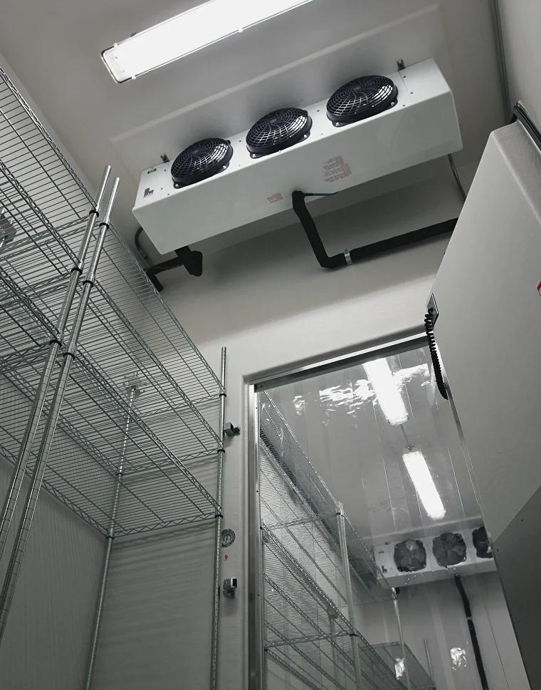 Walk in cooler installers top