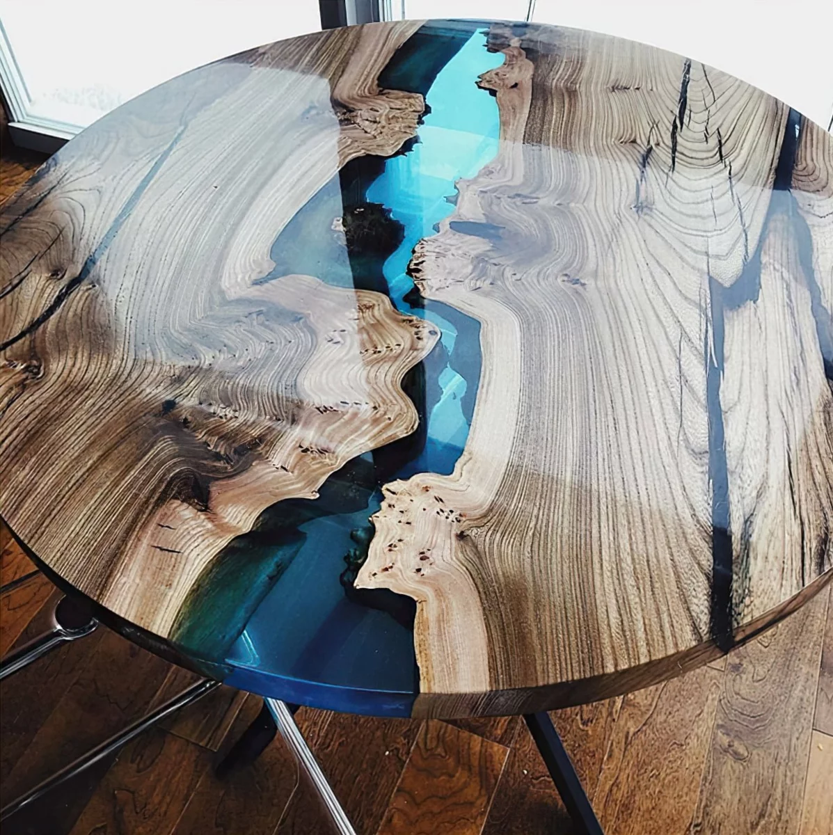 Как сделать стол из эпоксидной смолы и дерева? | Art Smola - Эпоксидная смола для творчества